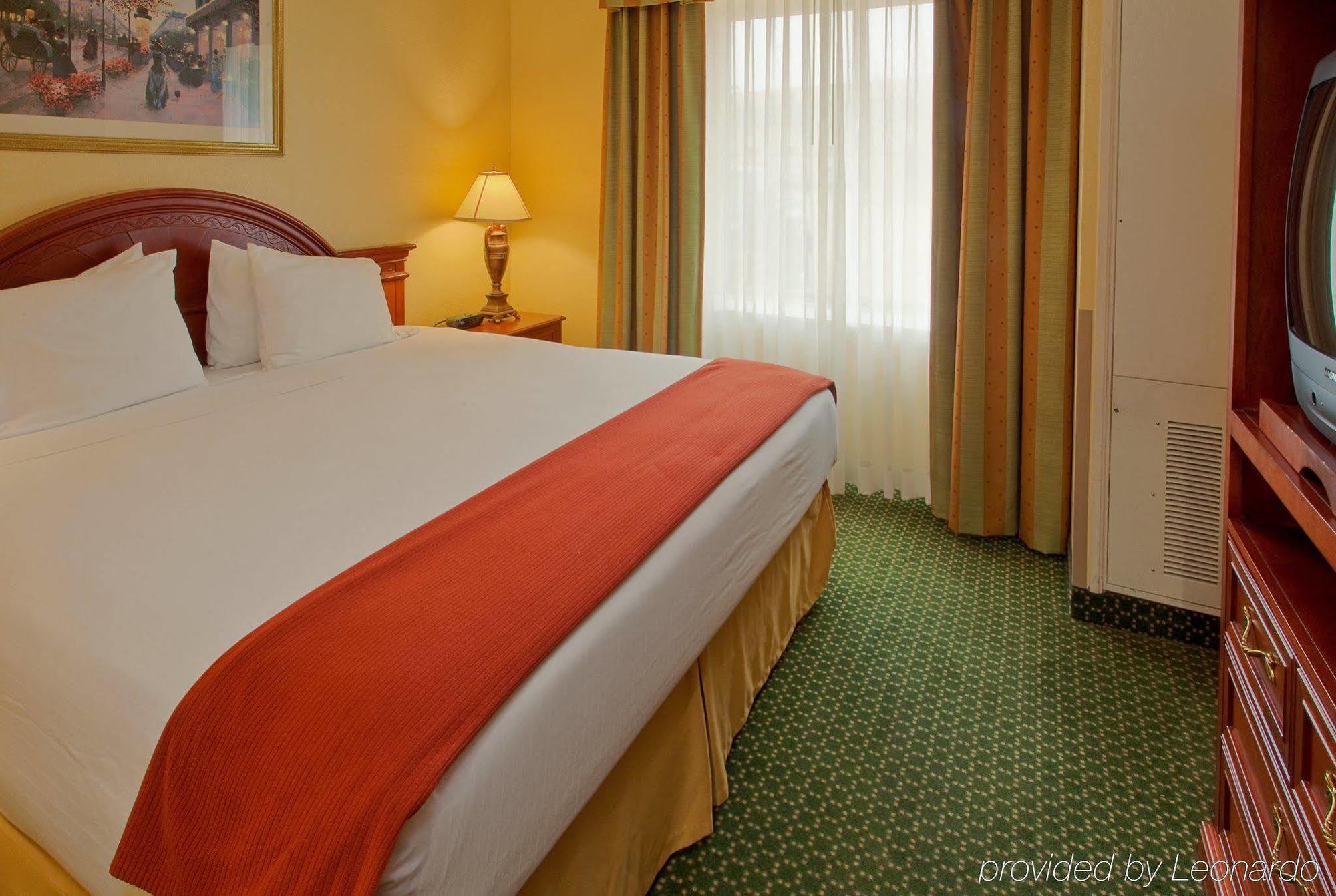 โฟร์พอยต์ บาย เชอราตัน ดัลลัส อาร์ลิงตัน เอนเทอร์เทนเมนต์ ดิสตริก Hotel ห้อง รูปภาพ