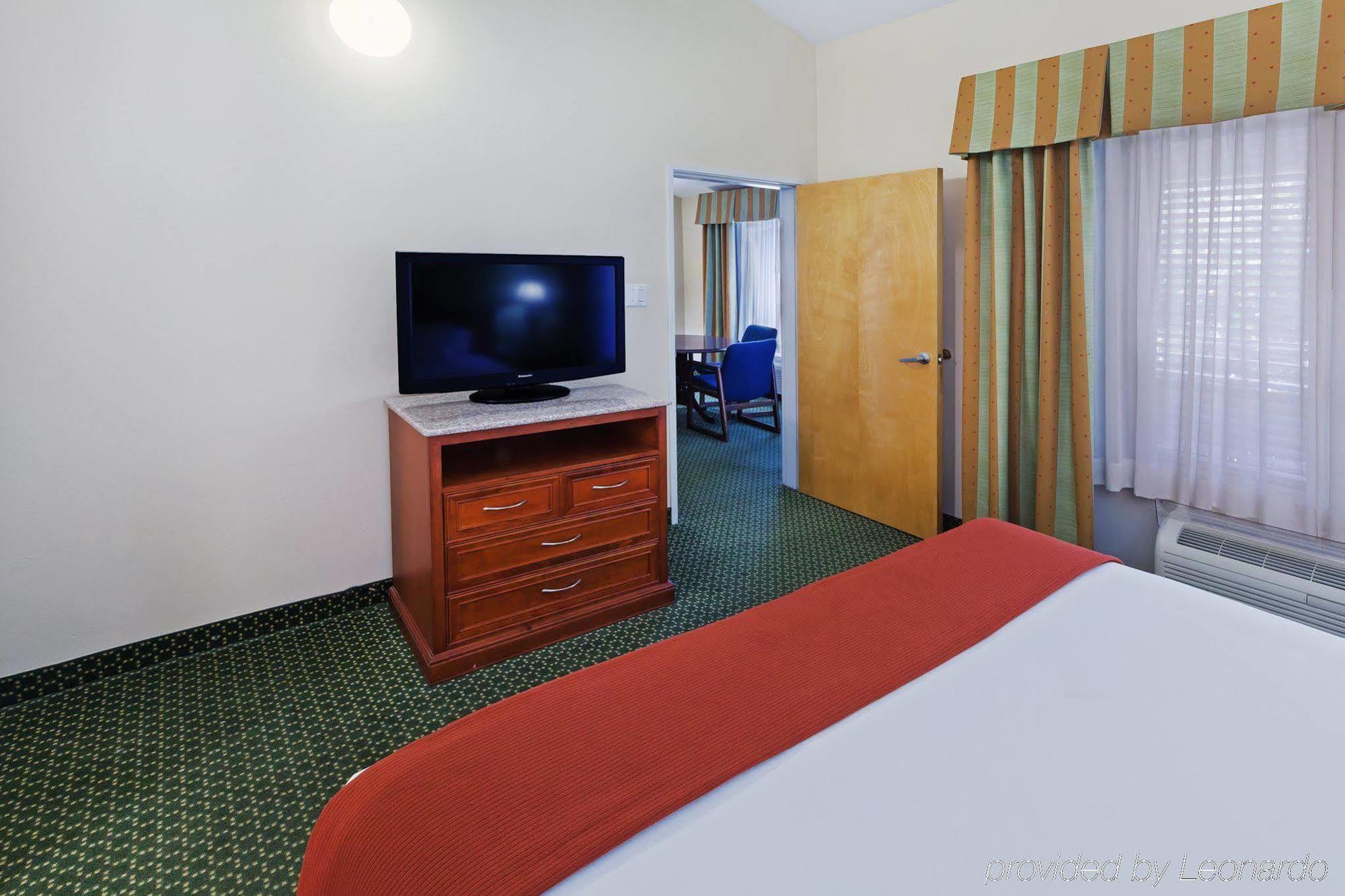 โฟร์พอยต์ บาย เชอราตัน ดัลลัส อาร์ลิงตัน เอนเทอร์เทนเมนต์ ดิสตริก Hotel ภายนอก รูปภาพ